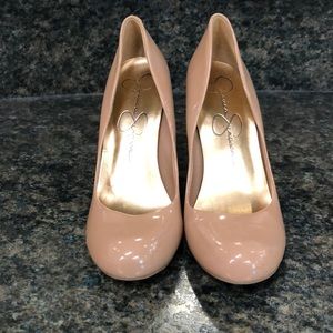Nude Jessica Simpson heels